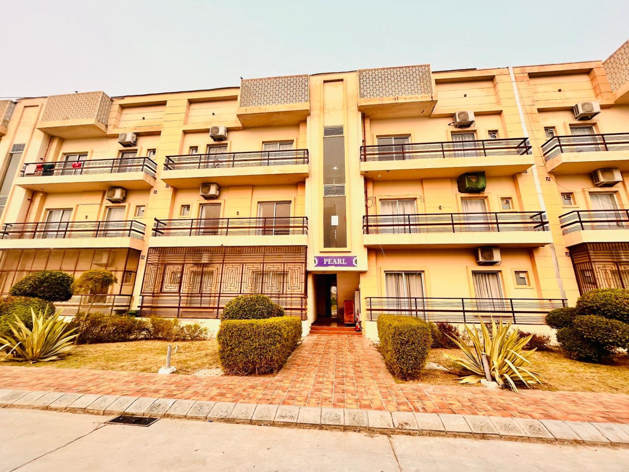 Pearl Grand Boutique Cottage In Omaxe Anandam Vrindavan - #Premium Ac Rooms With Balcony #Big Parking #Lift #Garden #Peaceful Area #Near Prem Mandir #Property Of The Year #Most Awarded Zewnętrze zdjęcie
