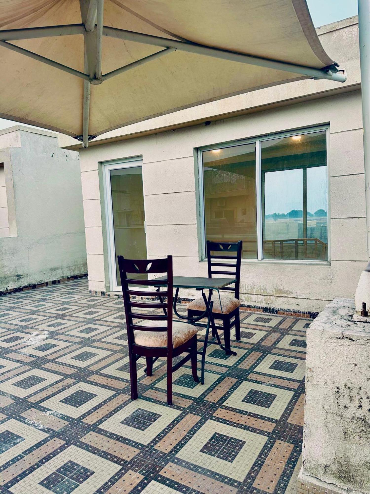 Pearl Grand Boutique Cottage In Omaxe Anandam Vrindavan - #Premium Ac Rooms With Balcony #Big Parking #Lift #Garden #Peaceful Area #Near Prem Mandir #Property Of The Year #Most Awarded Zewnętrze zdjęcie