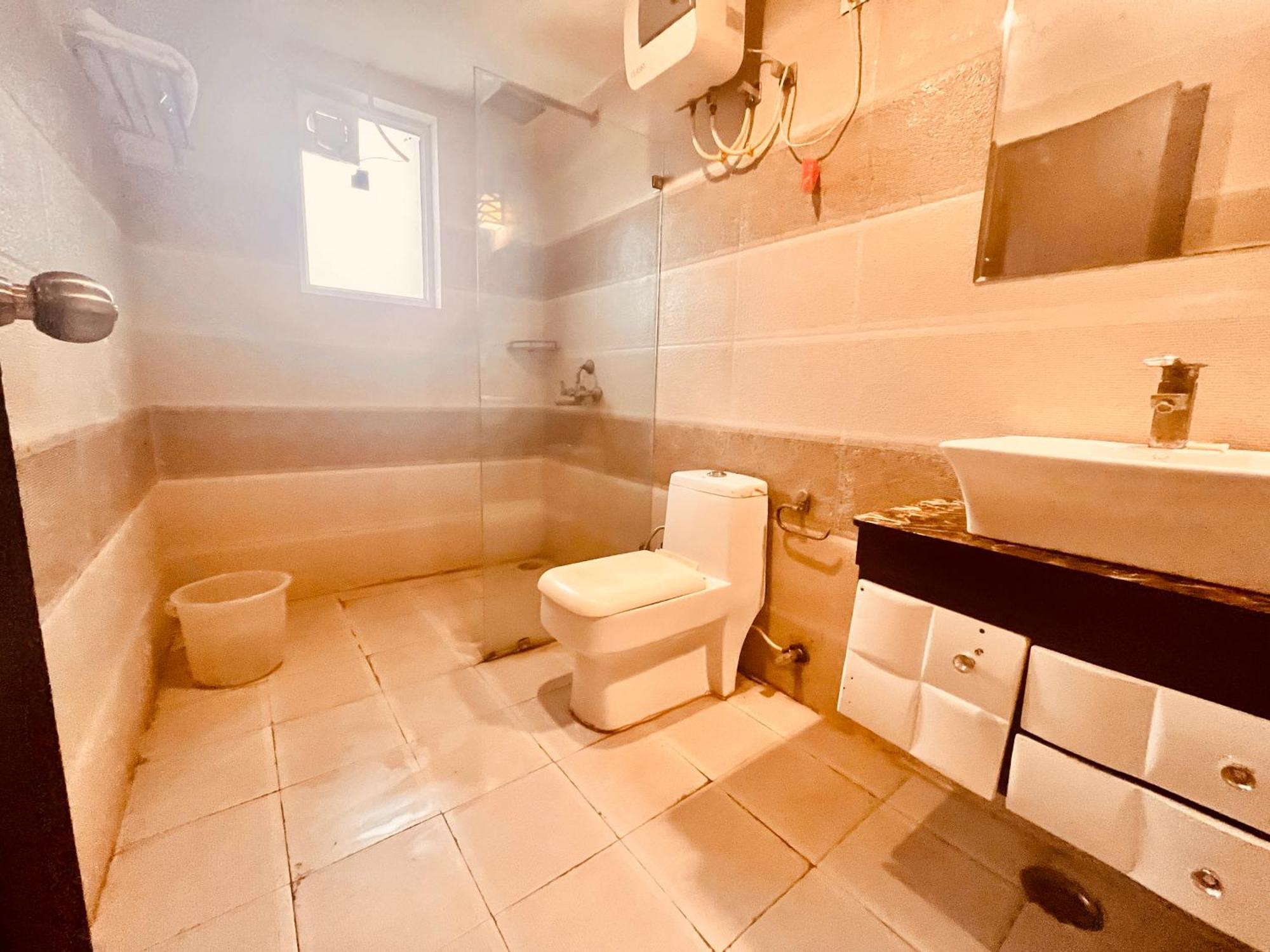 Pearl Grand Boutique Cottage In Omaxe Anandam Vrindavan - #Premium Ac Rooms With Balcony #Big Parking #Lift #Garden #Peaceful Area #Near Prem Mandir #Property Of The Year #Most Awarded Zewnętrze zdjęcie