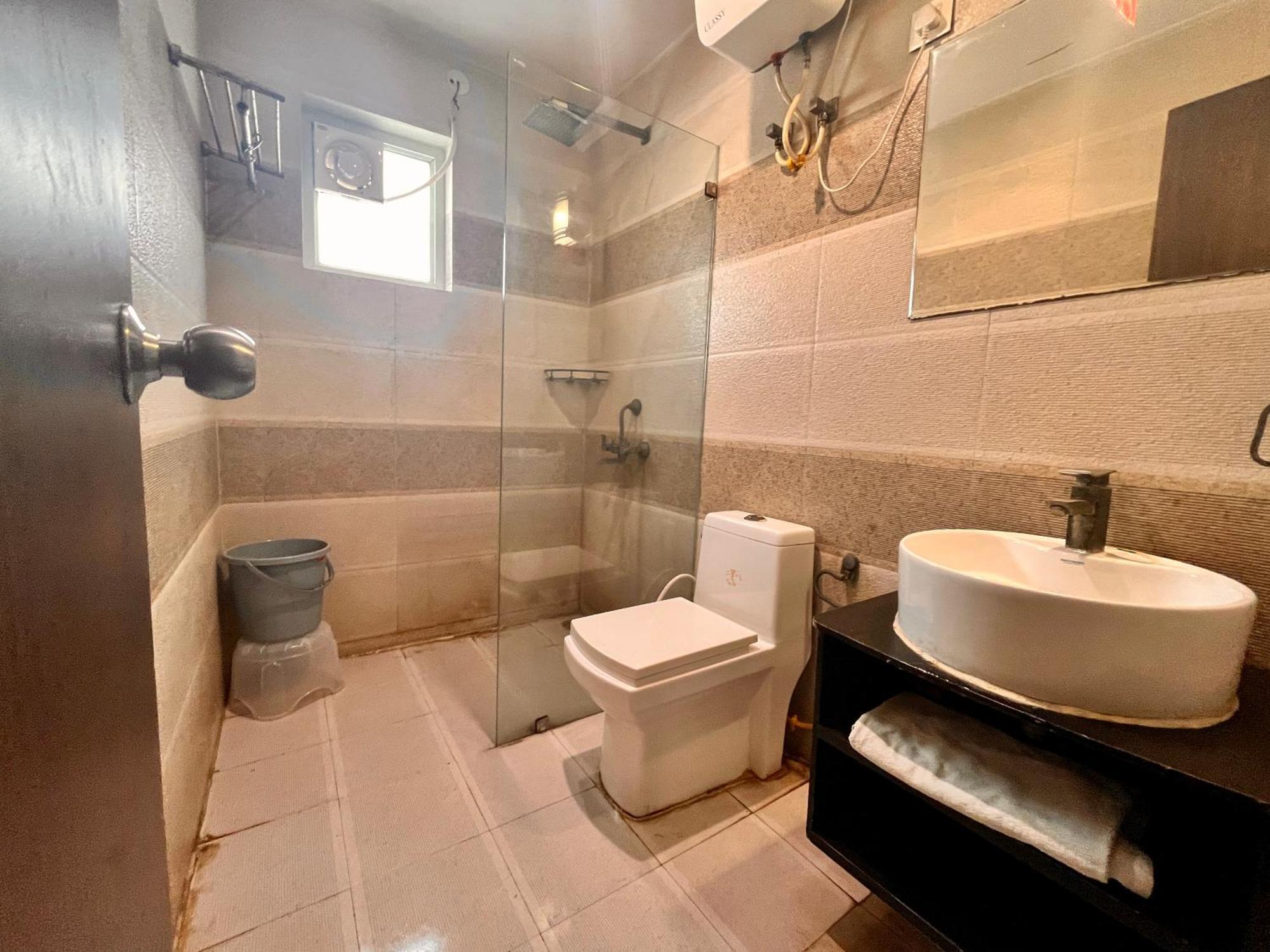 Pearl Grand Boutique Cottage In Omaxe Anandam Vrindavan - #Premium Ac Rooms With Balcony #Big Parking #Lift #Garden #Peaceful Area #Near Prem Mandir #Property Of The Year #Most Awarded Zewnętrze zdjęcie
