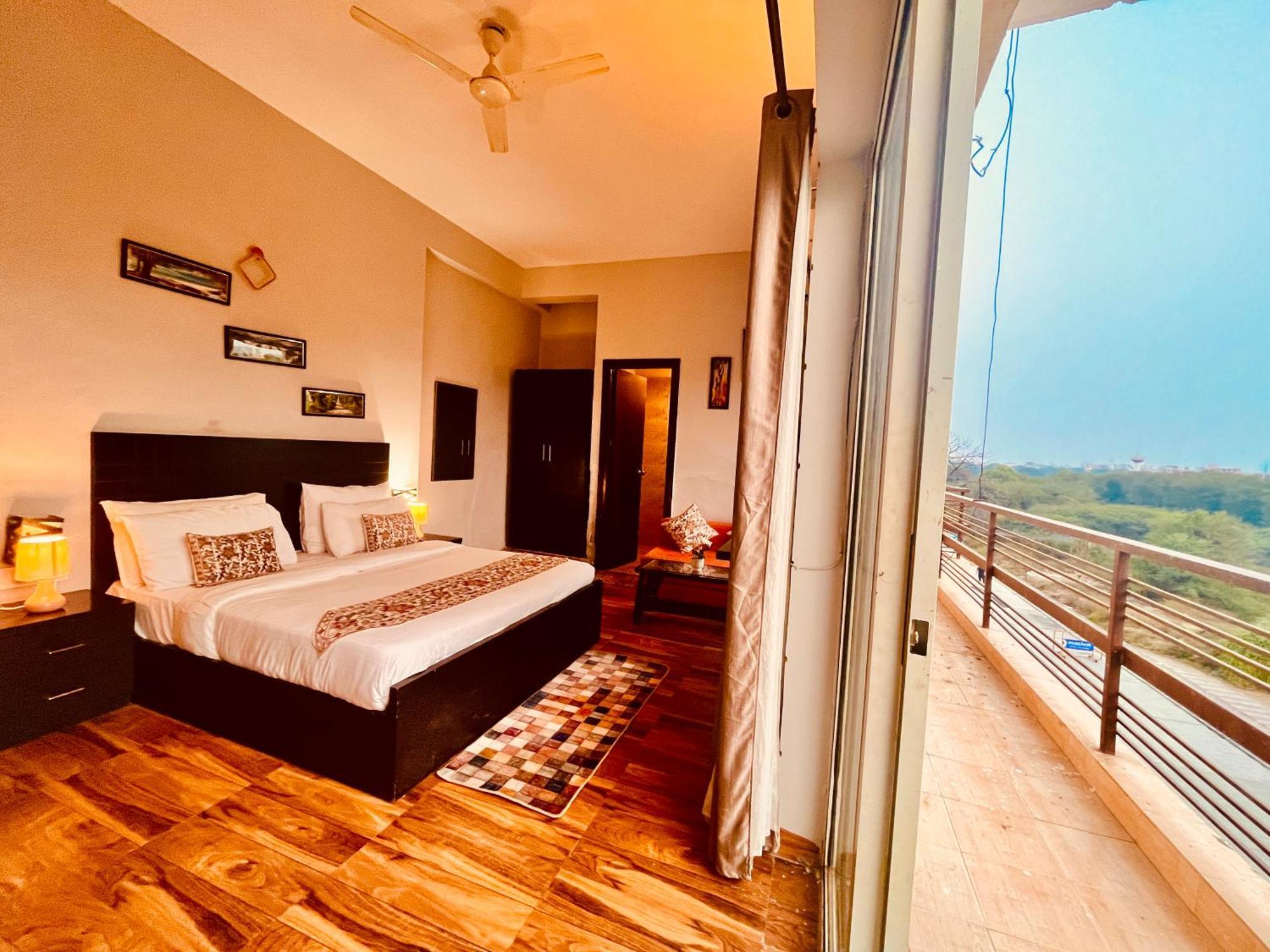 Pearl Grand Boutique Cottage In Omaxe Anandam Vrindavan - #Premium Ac Rooms With Balcony #Big Parking #Lift #Garden #Peaceful Area #Near Prem Mandir #Property Of The Year #Most Awarded Zewnętrze zdjęcie